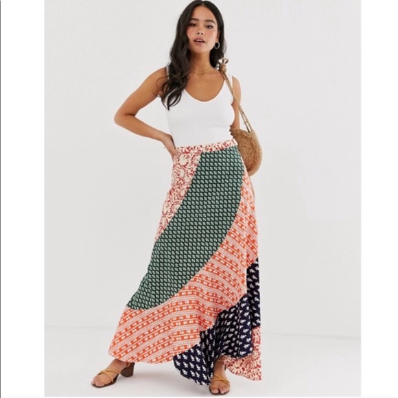 Free People Dresses & Skirts - FREE PEOPLE Hidden Earth skirt